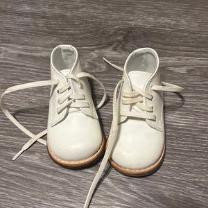 Size 3 josmo walker boots